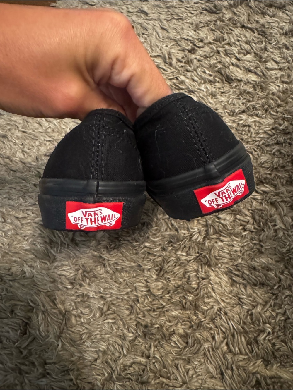 Vans Kids Black Low-Top Canvas Sneakers - Picture 2 of 2